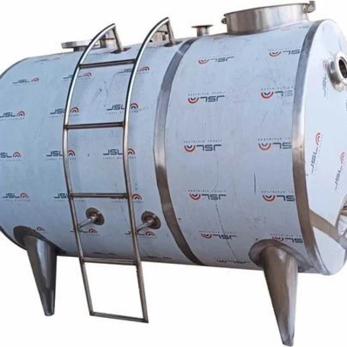 Milk storage and silo